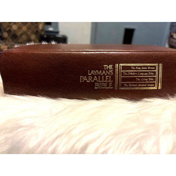 The Laymans Parallel Bible King James Modern Language Living Revised Standard Zo - Picture 2 of 7